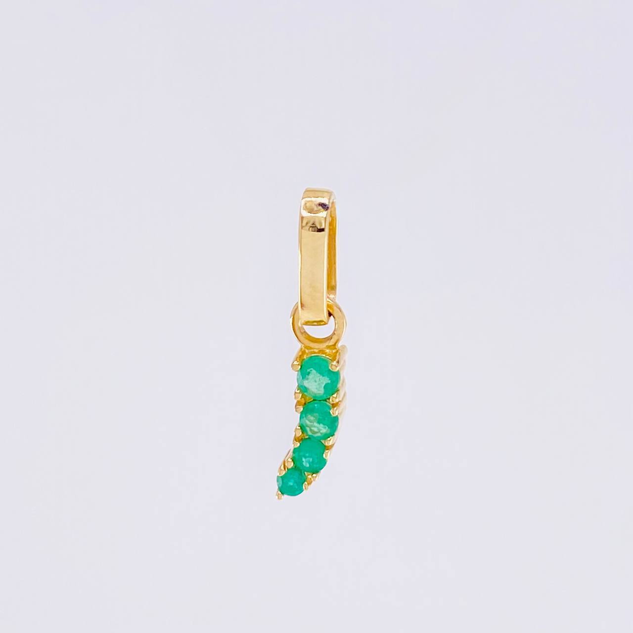 Dije Trinity Esmeraldas 13pts 0.65gr / 1.5cm / Oro 18K ©