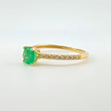 Solitaire Ring 4 Prongs Emeralds 5pts .diamonds 3 Dts 1.4g / T7 Yellow Gold 18K