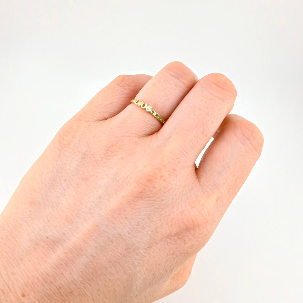 Anillo Dios Esmeralda 14pts Esmeraldas 1.2g / T5 1/2 Oro Amarillo 18K