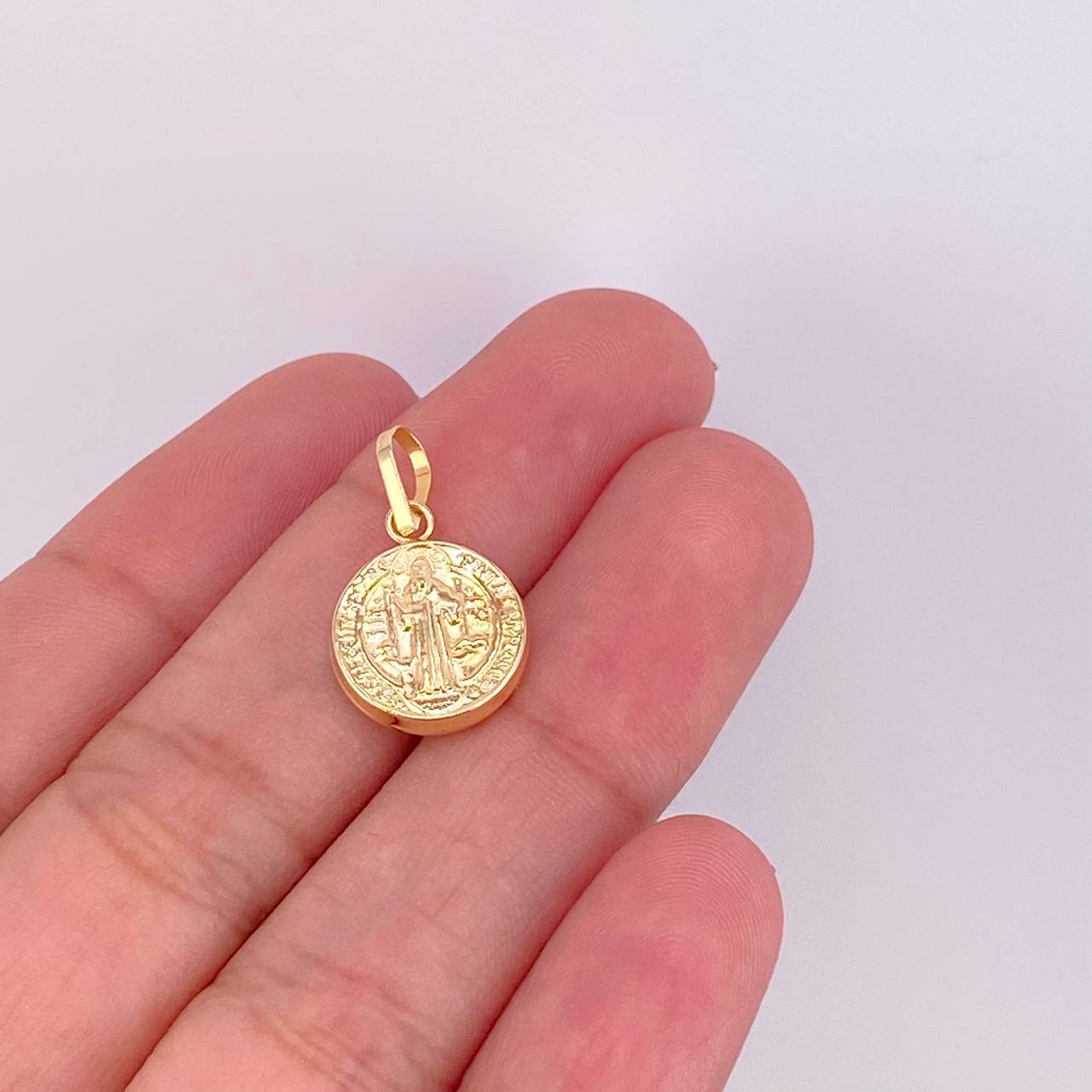 Pendant San Benito 0.9g / 3/4 in Yellow Gold 18K