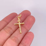 Pendant Cross Christ 0.9g / 1 1/2 in 18K Yellow Gold