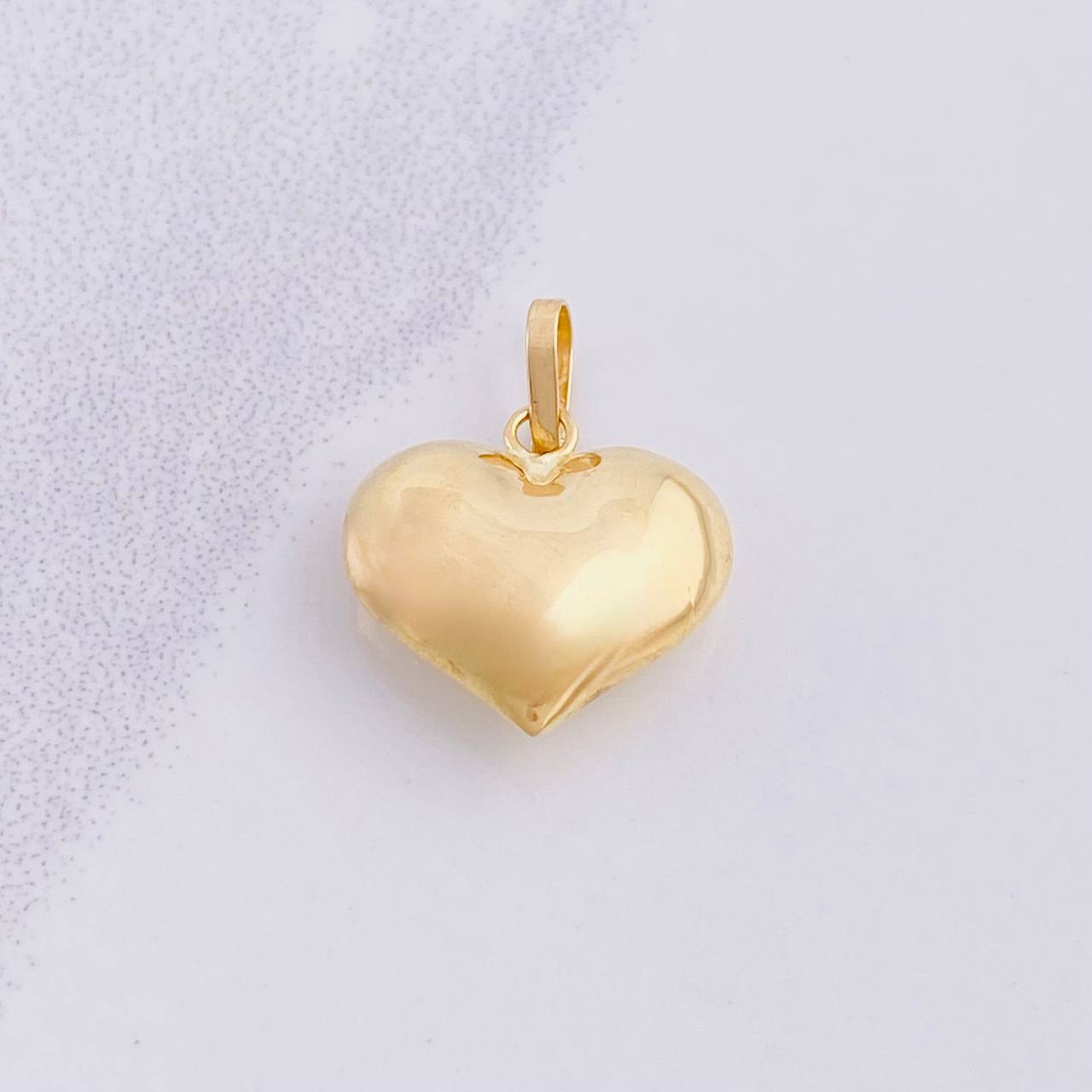 Dije Corazón 1g / 3/4 in Oro Amarillo 18K