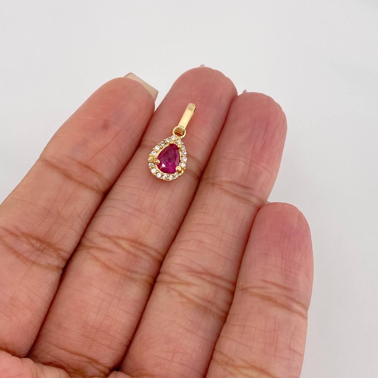 Dije Gota 1.2g / 3/4 in Oro Amarillo 18K