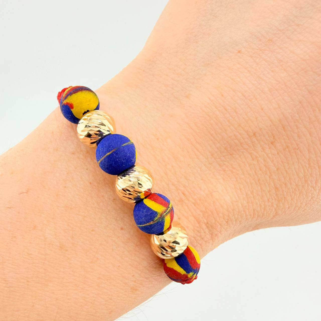 Tricolor Woven Neoprene Bracelet Diamond Cut Beads 8Mm / 3 Pcs 18K Yellow Gold (A.C)