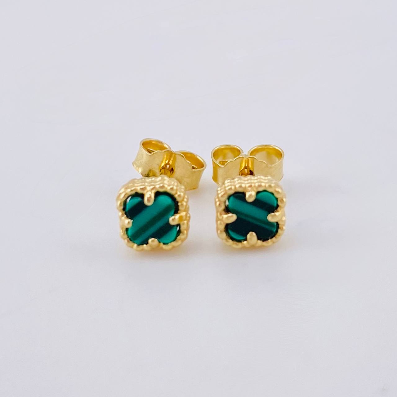 Stud Earrings Clover Green Malachite 1.25 g / in / 7.25 mm Yellow Gold 18K
