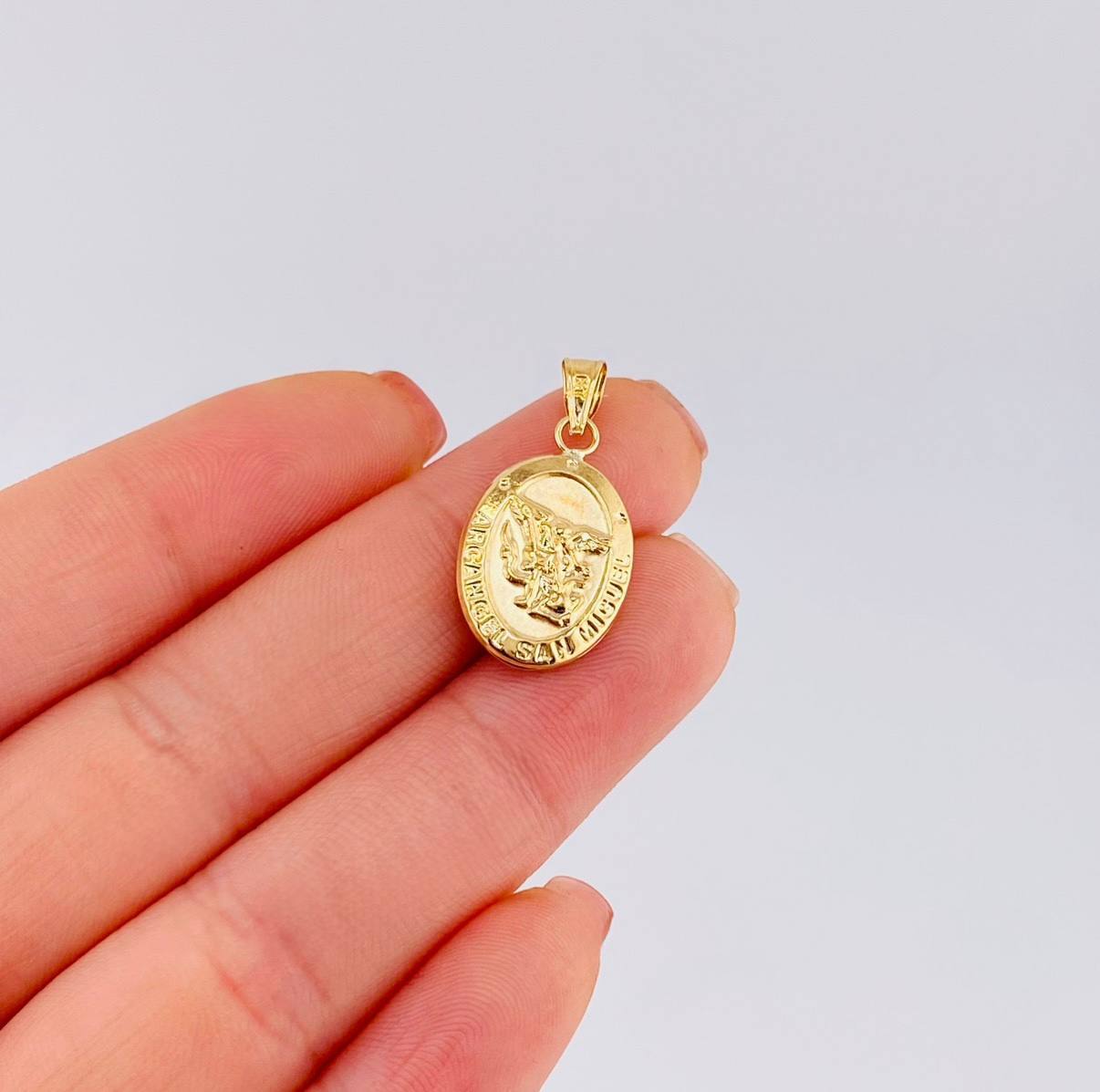 Pendant Saint Michael the Archangel 1.2 g / 1 in Yellow Gold 18K