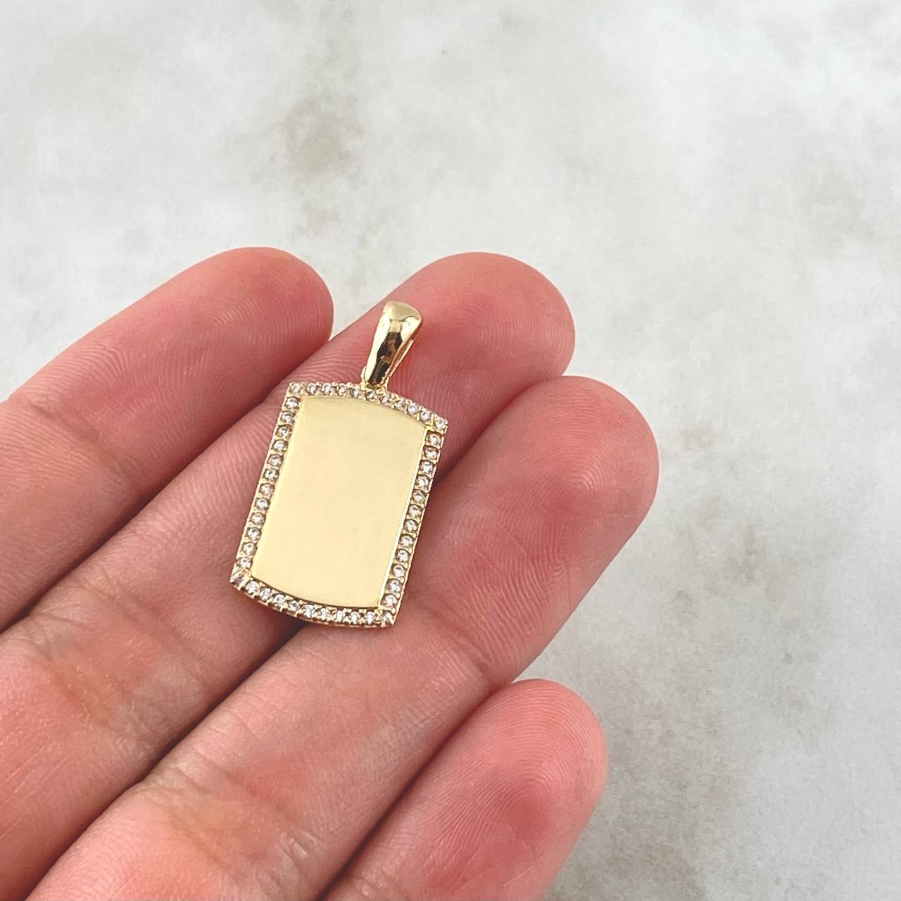 Pendant Rectangular Mirror Plate 2.3gr / 2.6cm / Smooth Charger White Zircons 18K Yellow Gold