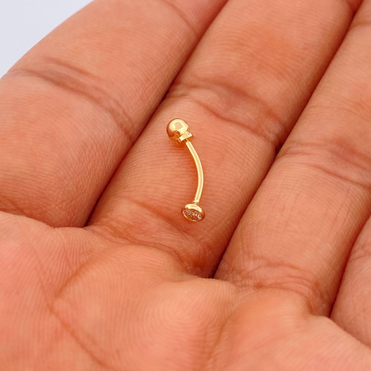 Piercing Curvo Bisel 0.3gr / 1/2 in / Oro Amarillo 18K &