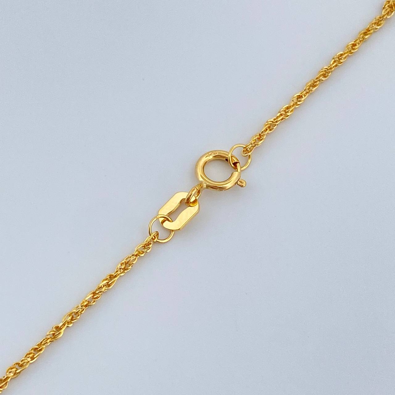 Cadena Lazo 1.05gr / 23 1/2 in / Oro Amarillo +3 18K &