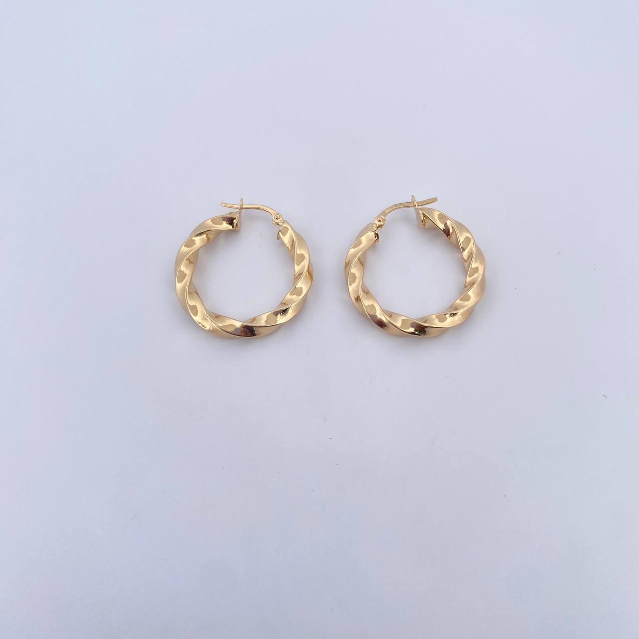 Candongas Milu 3.3gr / 2.2cm / Oro Amarillo 18K $