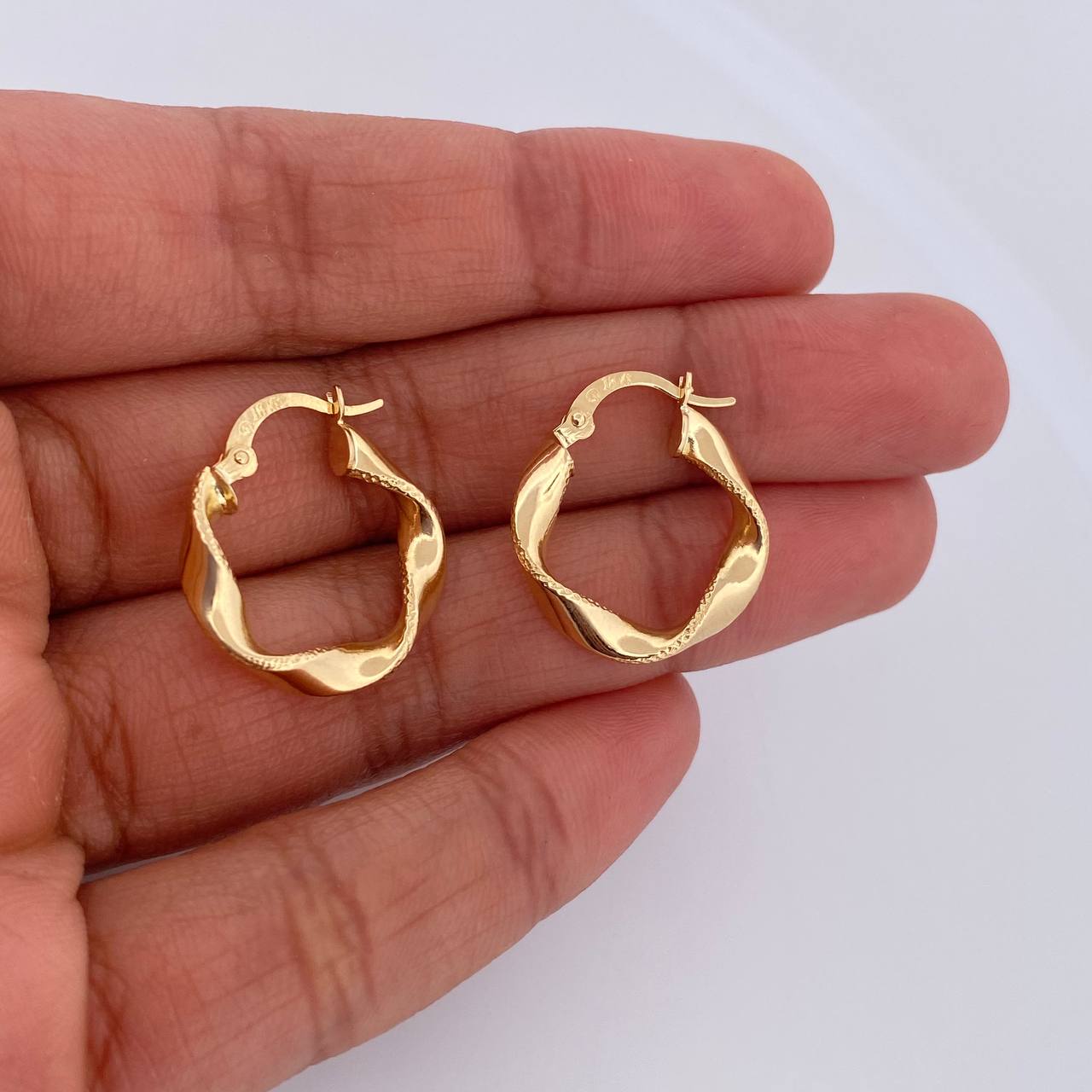 Hoop Earrings Asby 2gr / 2.1cm / Yellow Gold 18K Dotted &