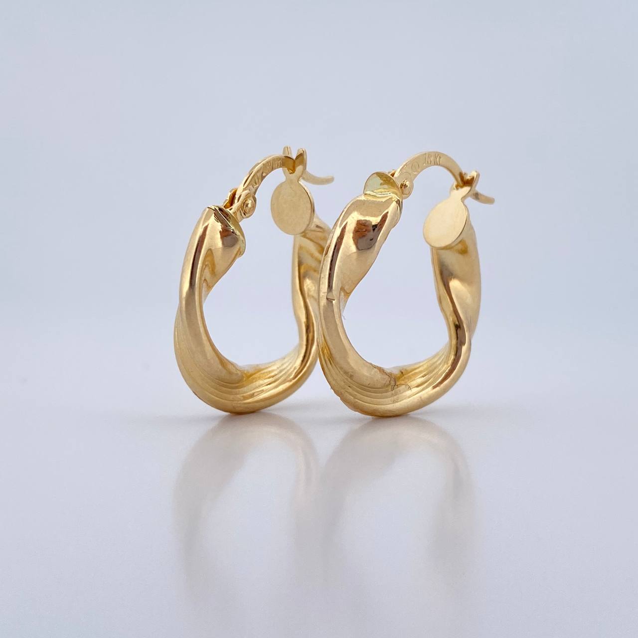 Candongas Mai 2.55gr / 2.2cm / Rayada Oro Amarillo 18K &