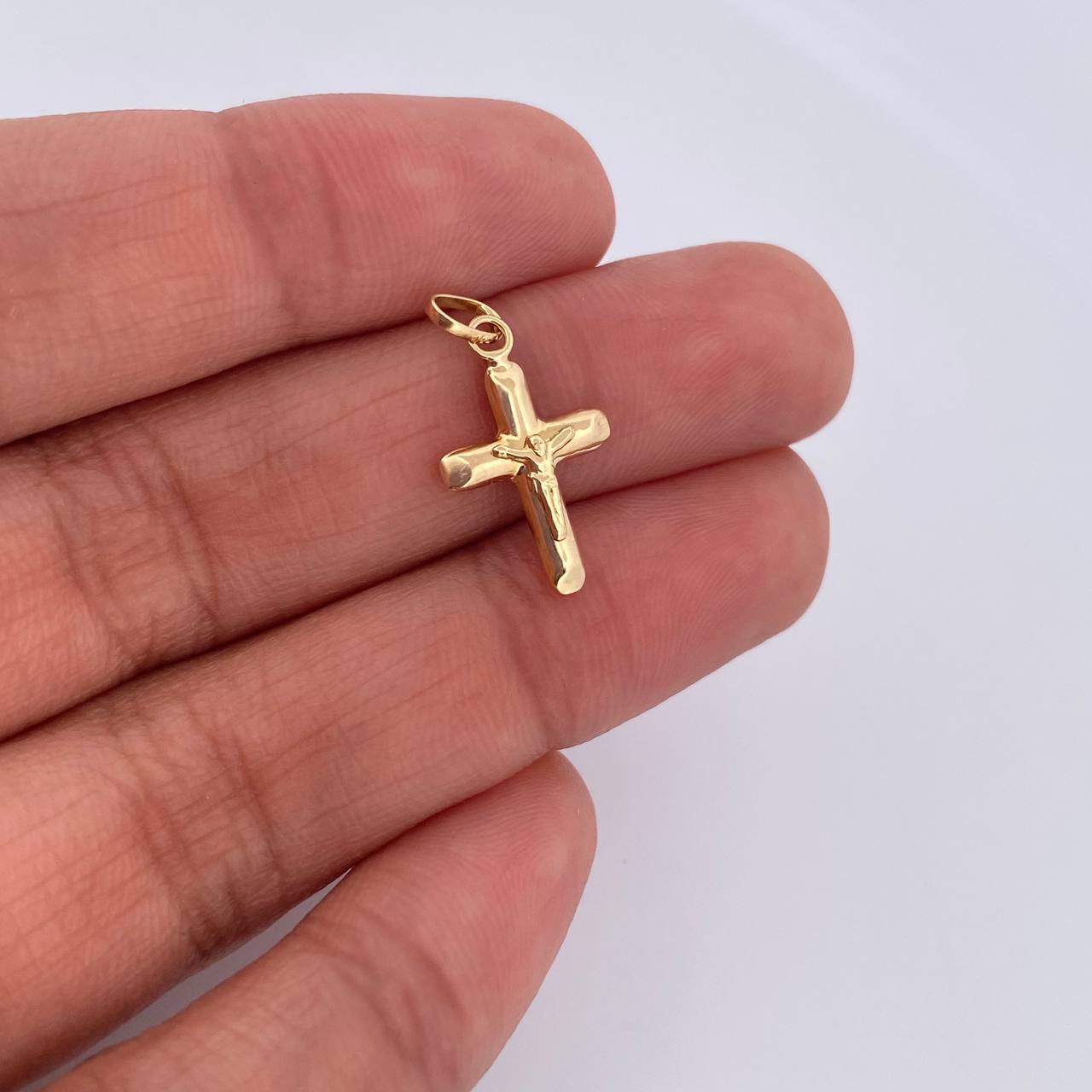 Pendant Cross Christ 0.45gr / 2cm / Flat Tips 18K Yellow Gold &