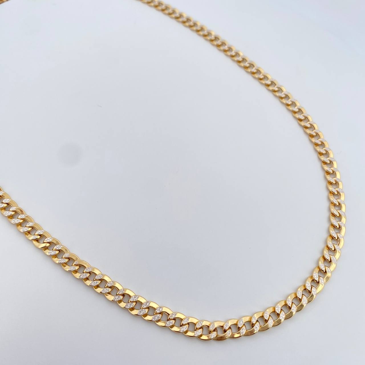 Cuban Links 15.95gr / 60.2cm / 5.1mm White Zircons Yellow Gold +0 18K &