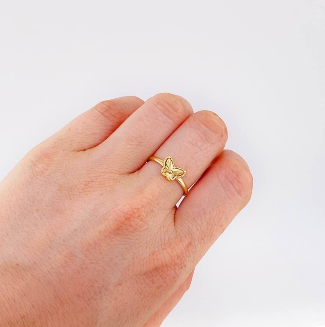Anillo Mariposa Diamantado 1 g / T6 3/4 Oro Amarillo 18K