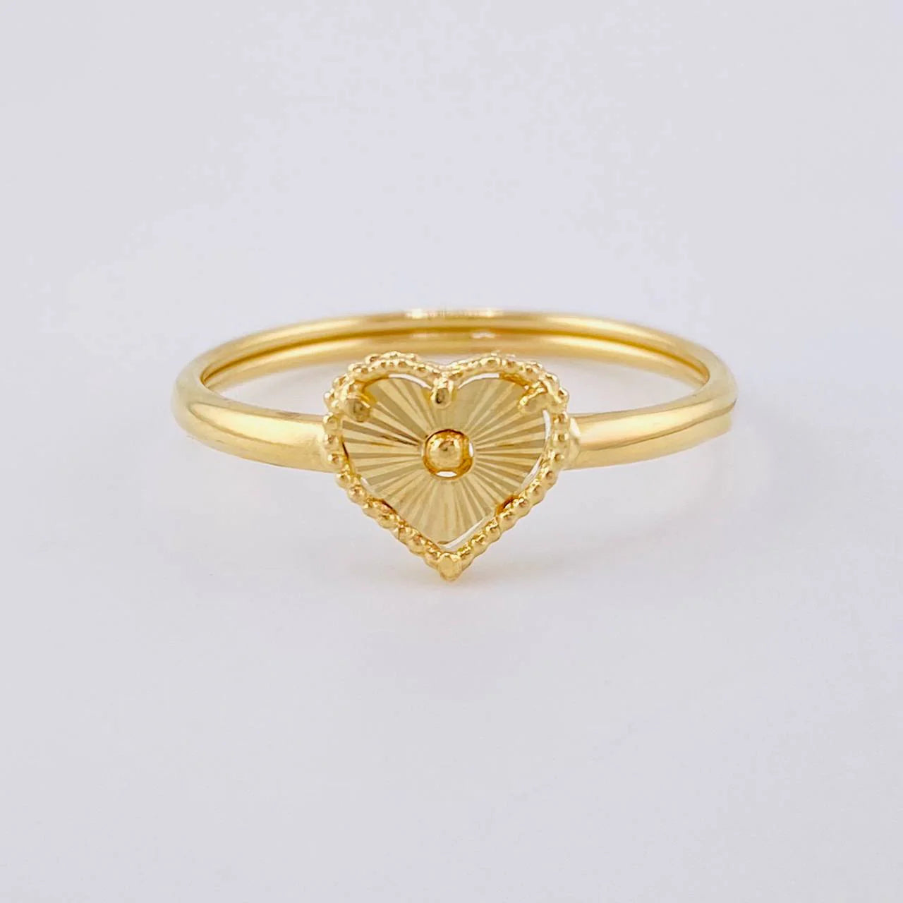 Diamond Cut Heart Ring 1.1 g / T9 3/4 Yellow Gold 18K