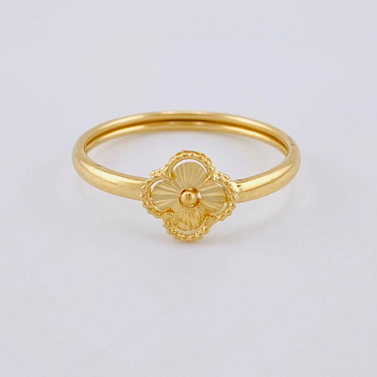 Diamond Cut Clover Ring 0.95 g / T6 1/4 18K Yellow Gold