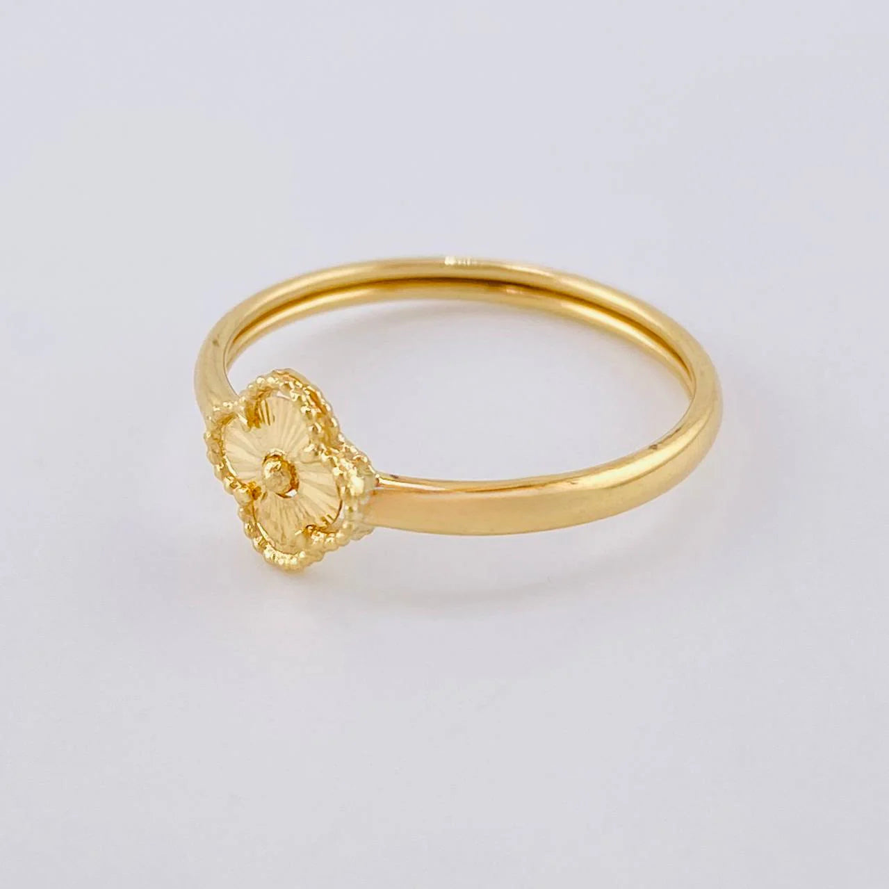 Diamond Cut Clover Ring 1 g / T8 1/2 Yellow Gold 18K