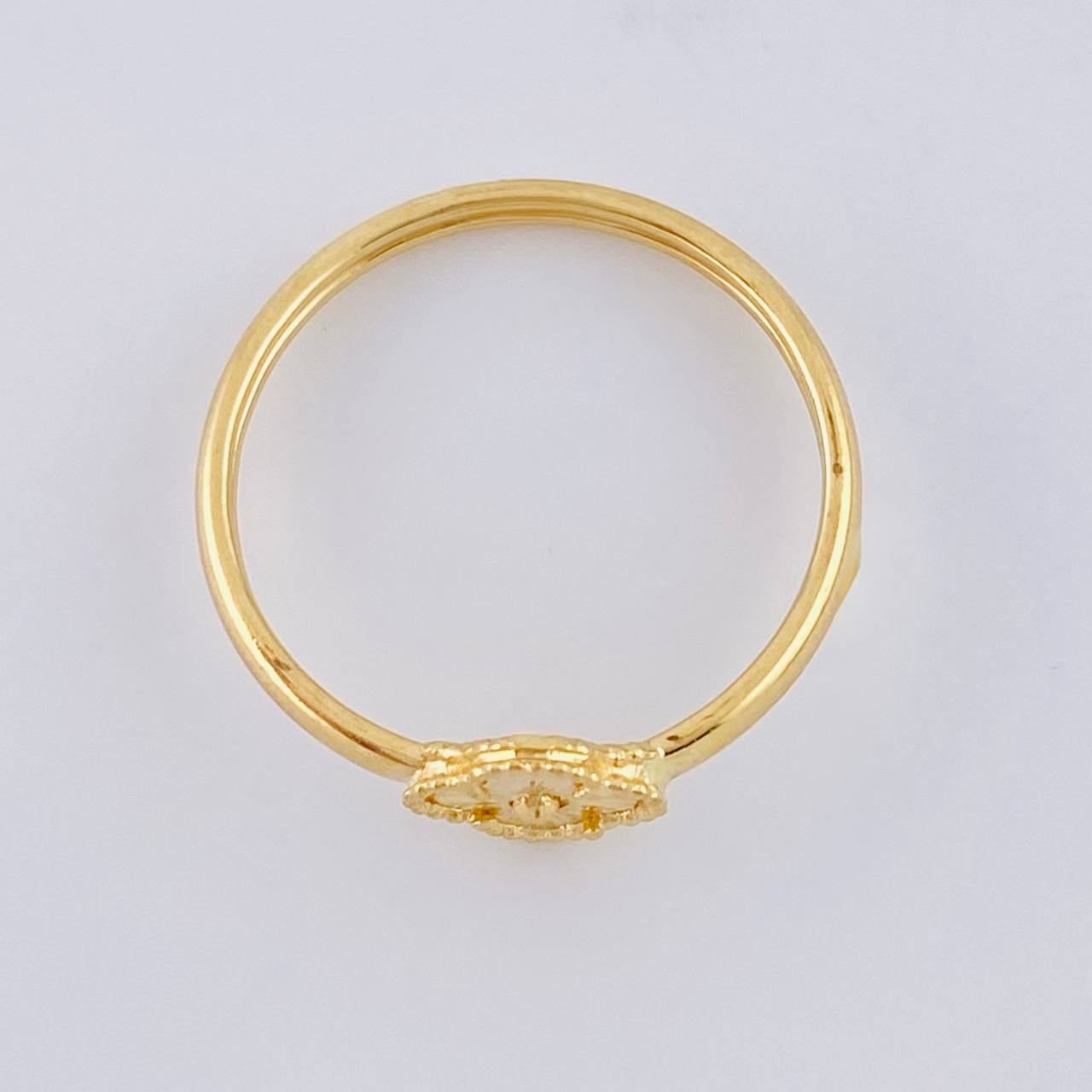 Anillo Trébol 1.05 g / T8 Oro Amarillo 18K
