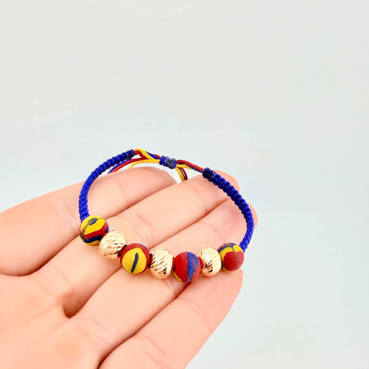Pulsera Tejida Tricolor Neopreno Bolas Diamantadas 8Mm / 3 Und Oro Amarillo 18K