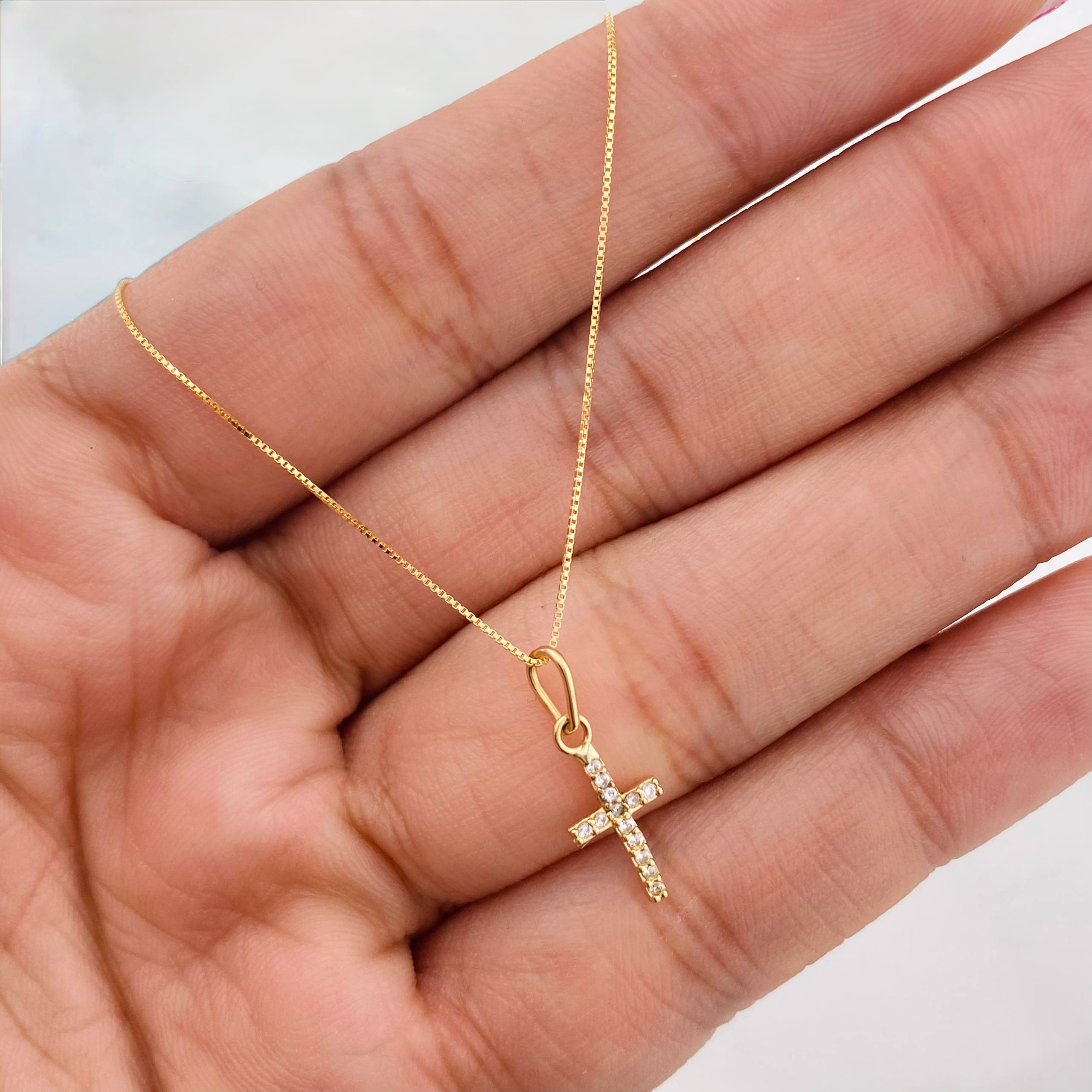 Set Cadena Singapur + Dije Cruz / 1.35g / 16 in Oro Amarillo 18K
