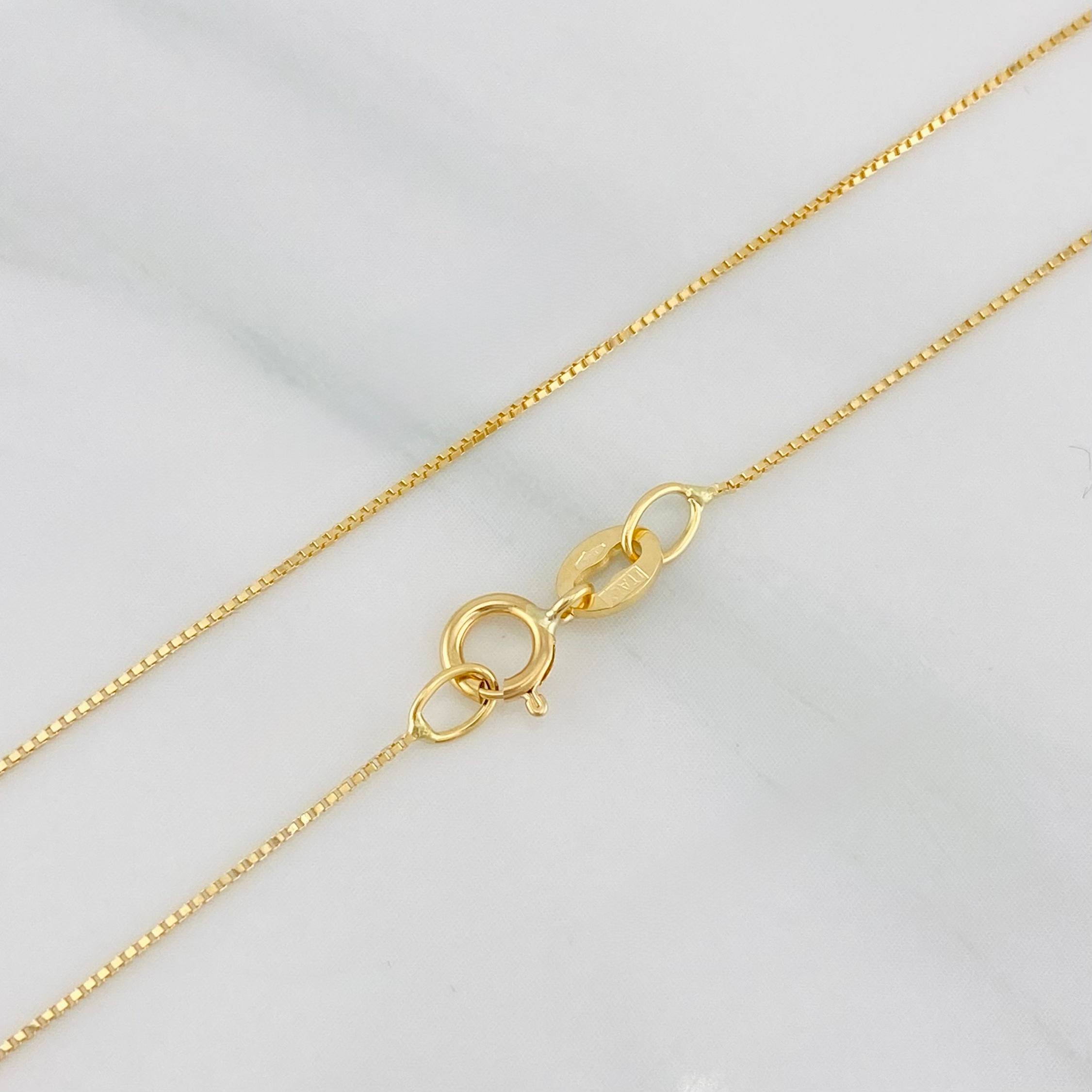 Set Cadena Veneciana + Dije Cruz / 1.1g / 15 3/4 in Oro Amarillo 18K