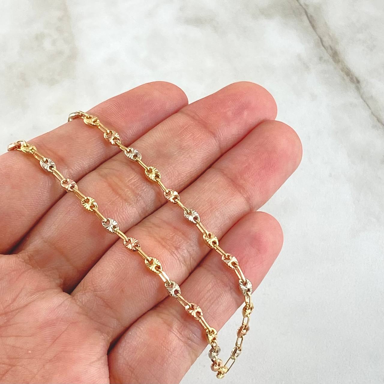 Cadena GC 6.1gr / 50cm / 3.2mm Diamantada Tres Oros 18K