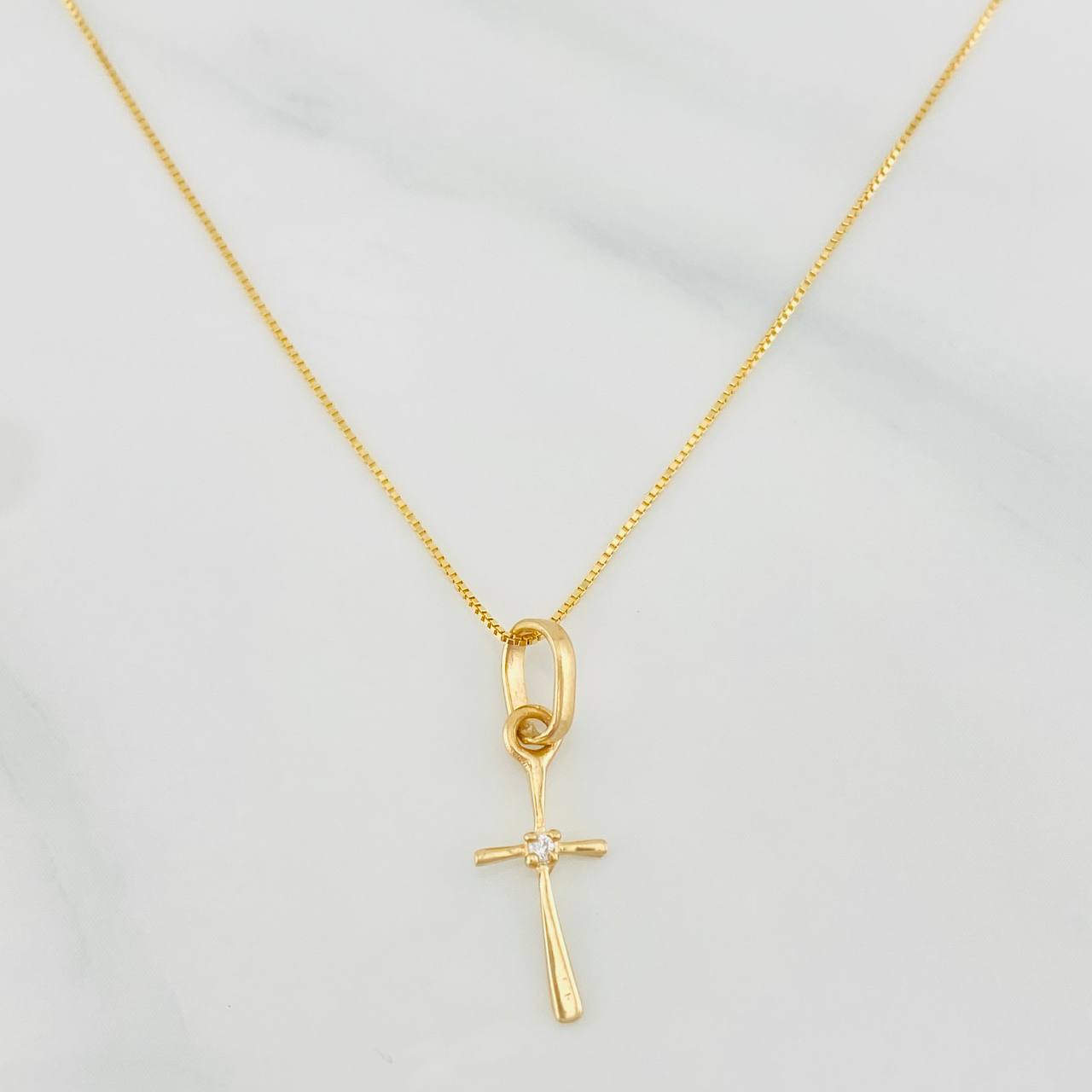 Set Cadena Veneciana + Dije Cruz / 1.3g / 15 3/4 in Oro Amarillo 18K