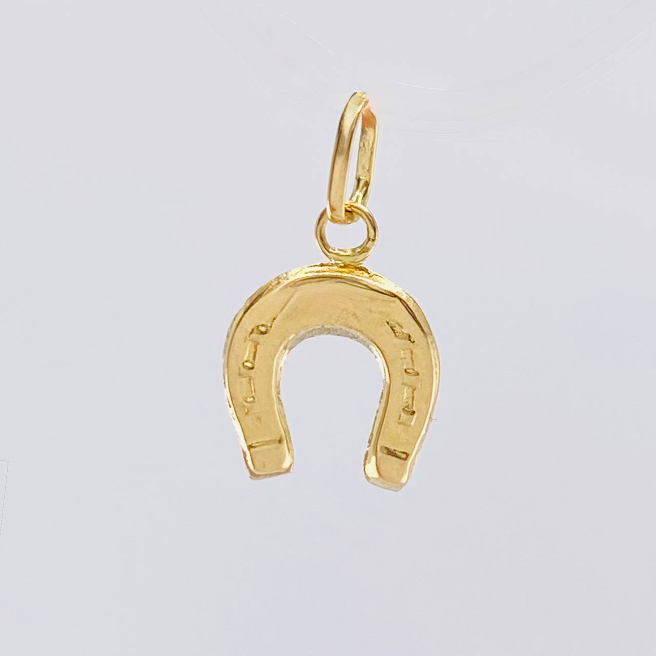 Pendant Horseshoe 0.3 g / 1/2 in Yellow Gold 18K
