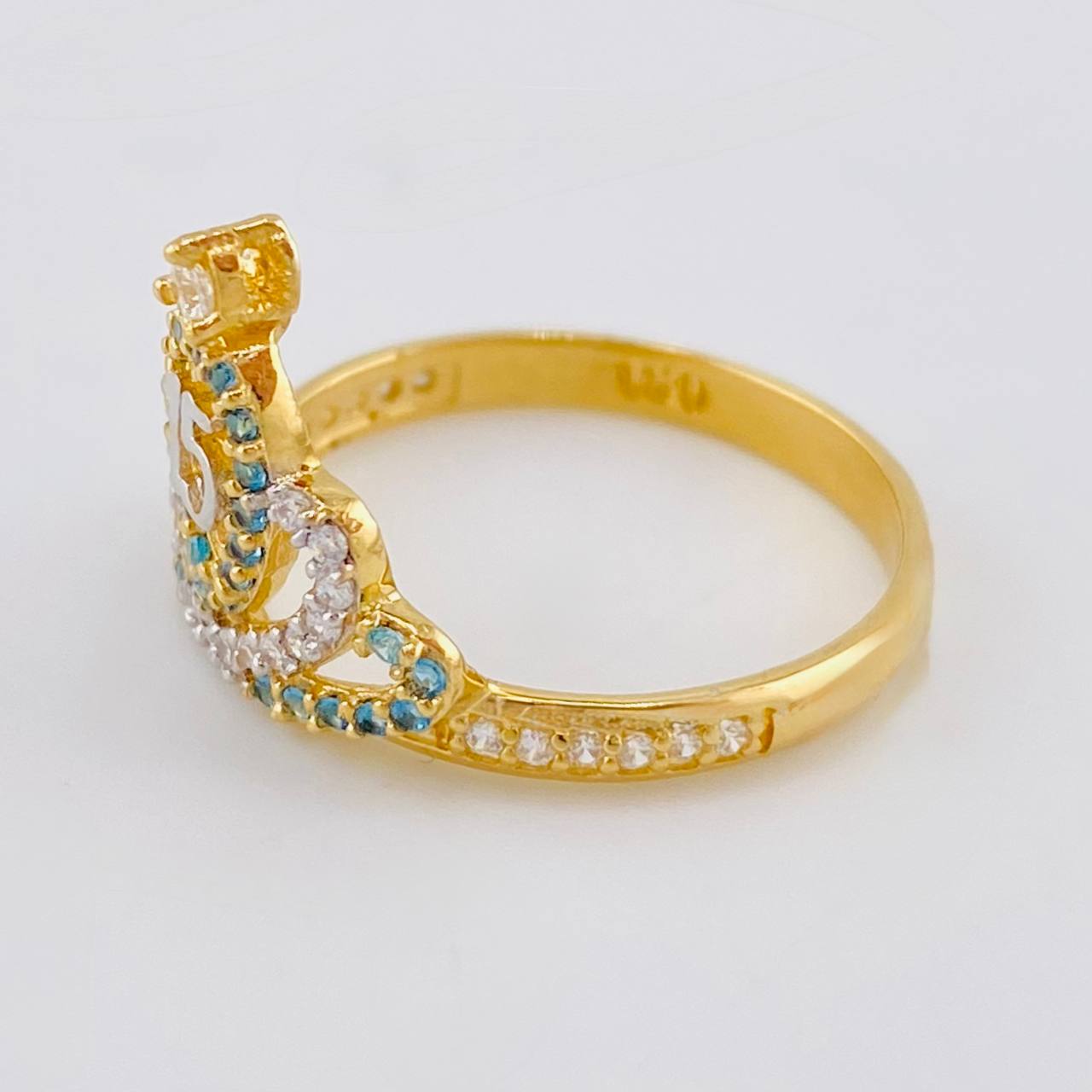 Anillo Corona Quinces 2.75 g / T6 1/4 Oro Amarillo 18K