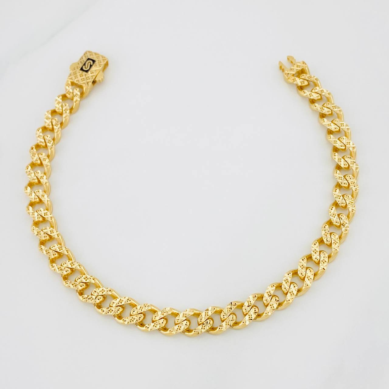 Pulso Cubano Infinito 7.85g / 7 in / 6.3mm Oro Amarillo 18K