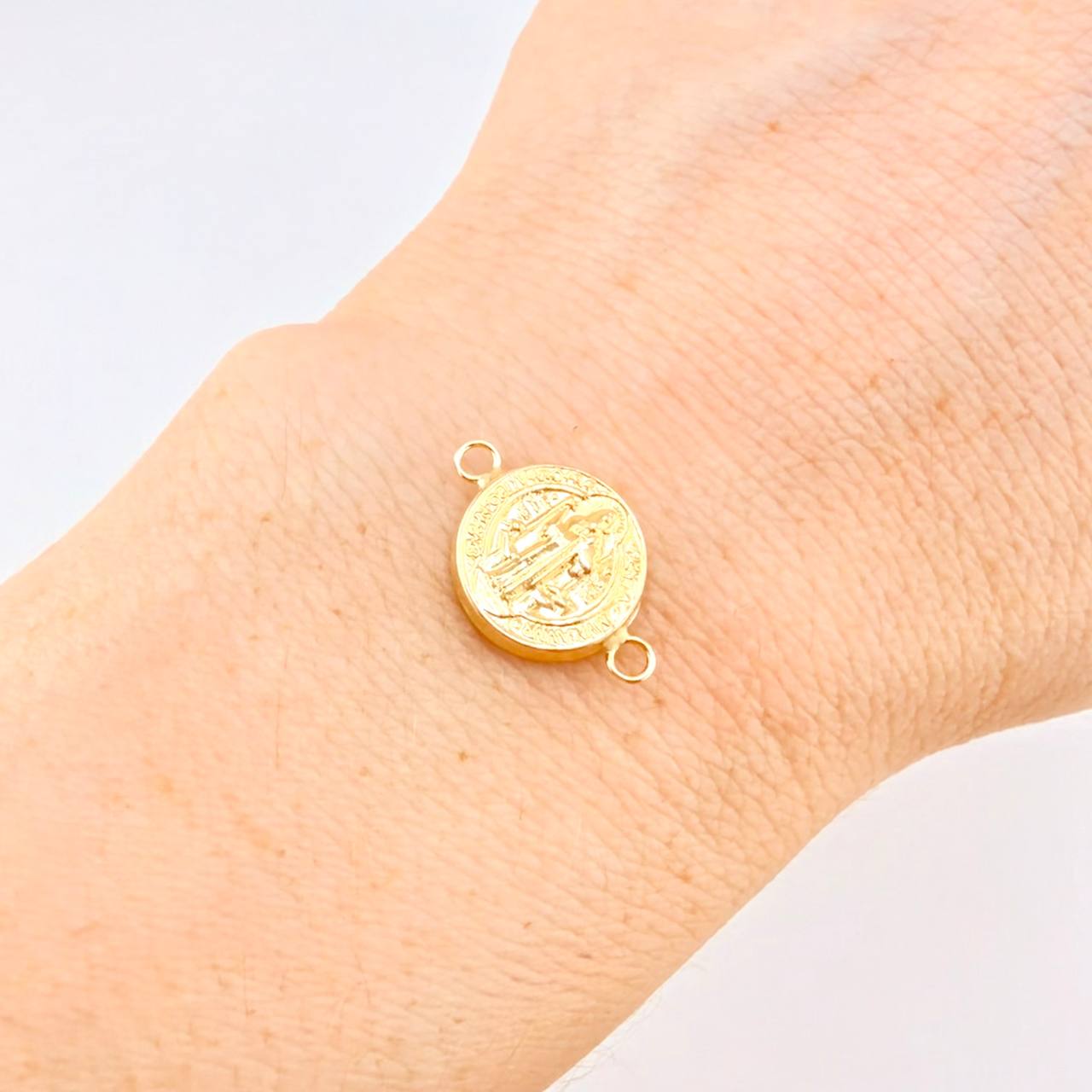 Charm San Benito 0.8g / 3/4 in Yellow Gold 18K