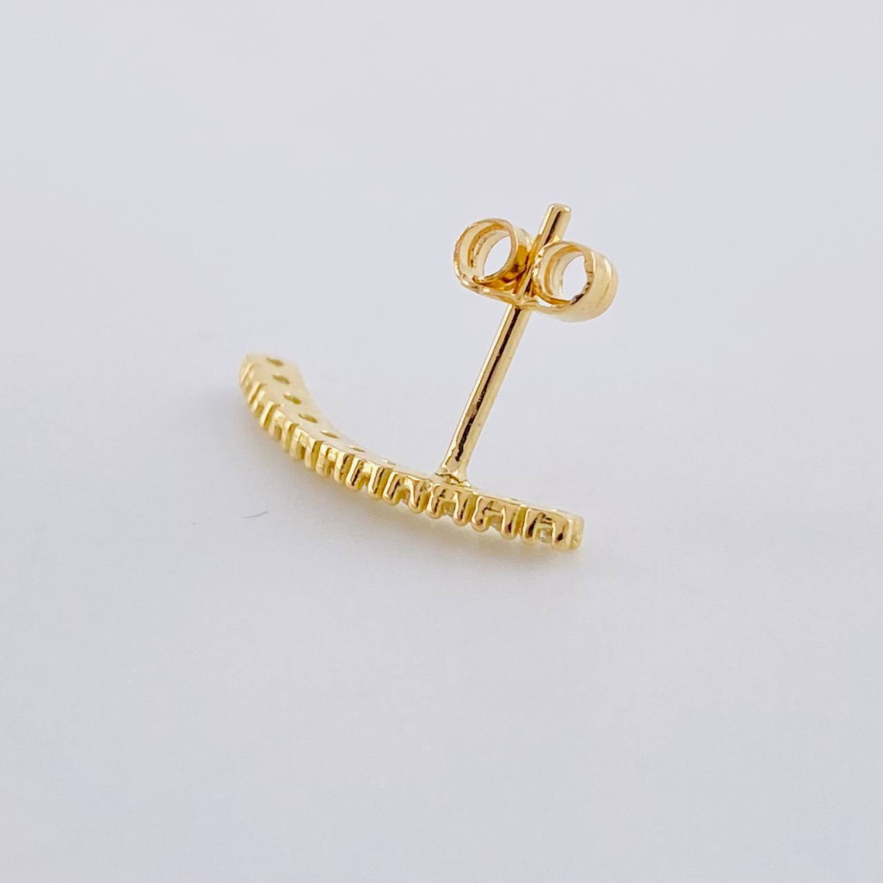 Half Arch Piercing 0.7g / 3/4 in 18K Yellow Gold