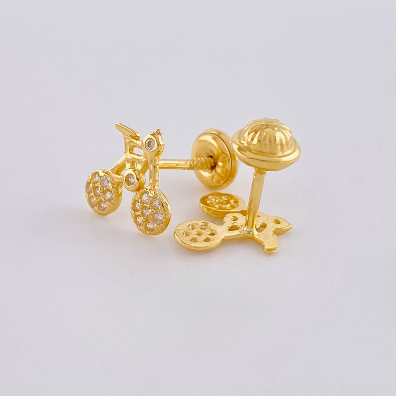 Topos Bicicleta 1.3g / in / 8.8mm Oro Amarillo 18K