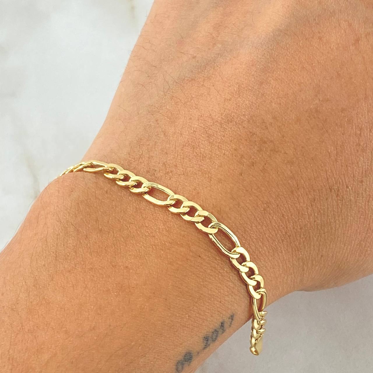 Figaro Bracelet 3.6gr / 7.9in / +0 18K Gold ©