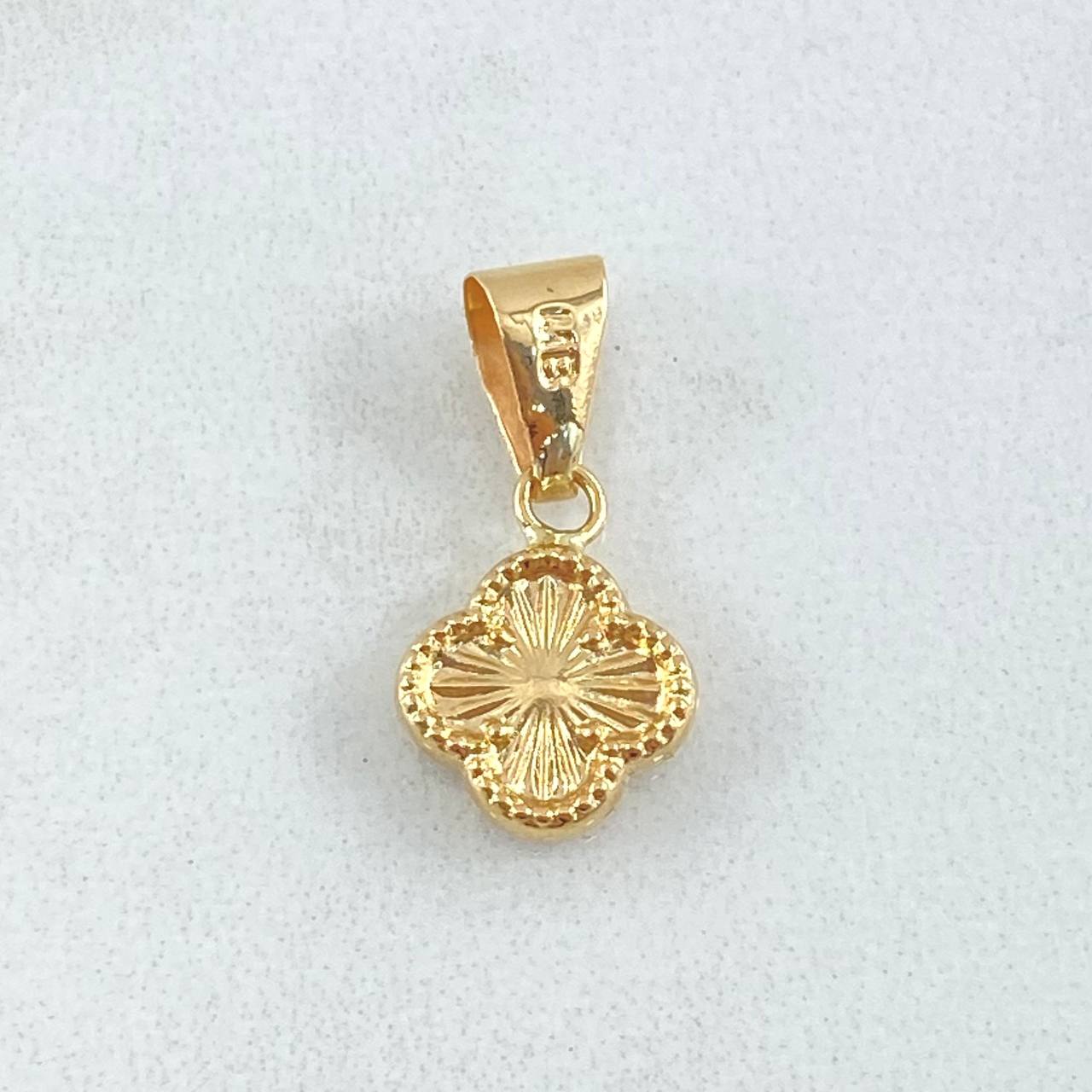 Pendant Clover 0.6gr / 2cm / 18K Gold ©