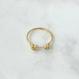 Hearts Ring 1.35gr / Size 6 1/4 White Zircons Yellow Gold