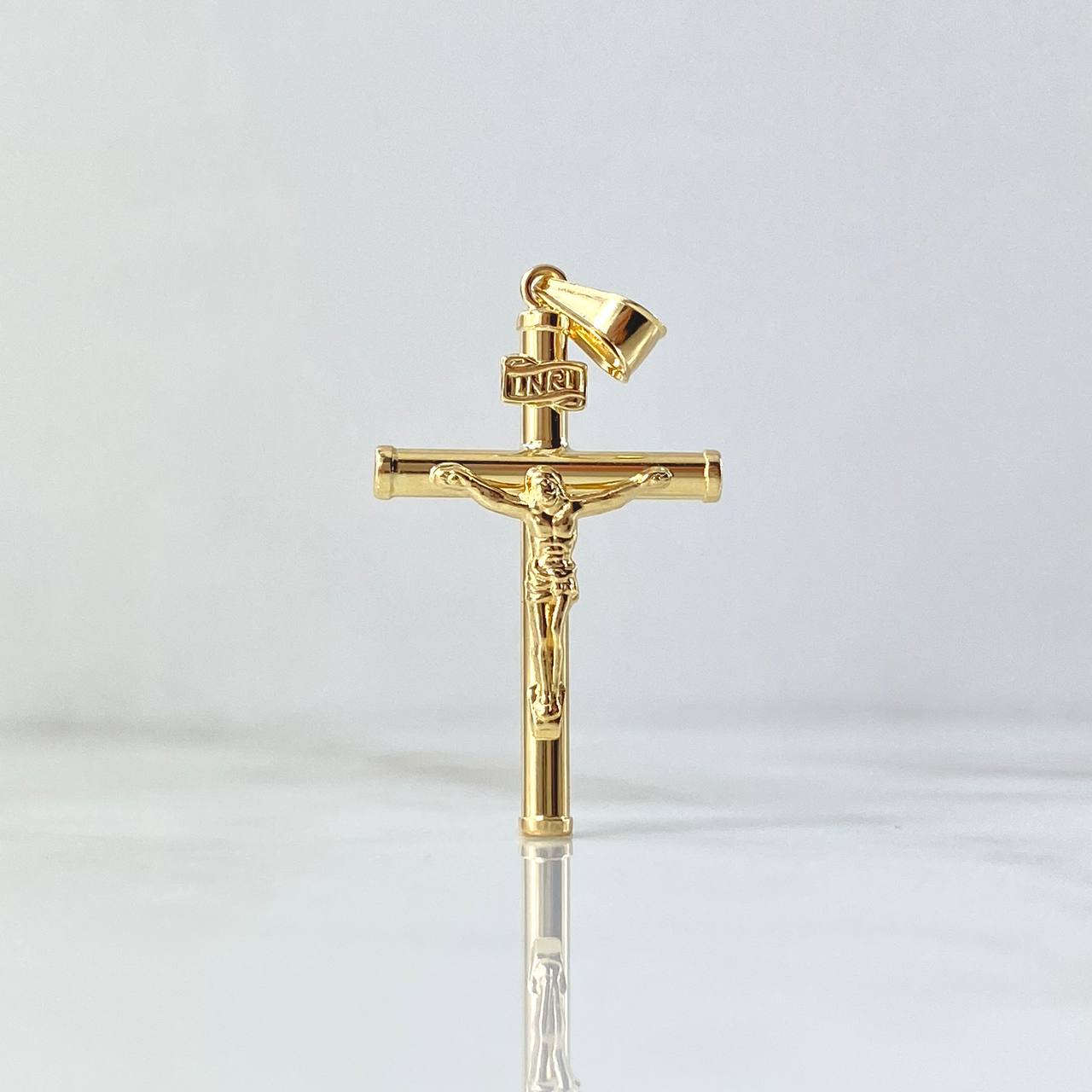 Pendant Cross Christ 1.75gr / 4.3cm / Smooth Rod 18K Yellow Gold ©