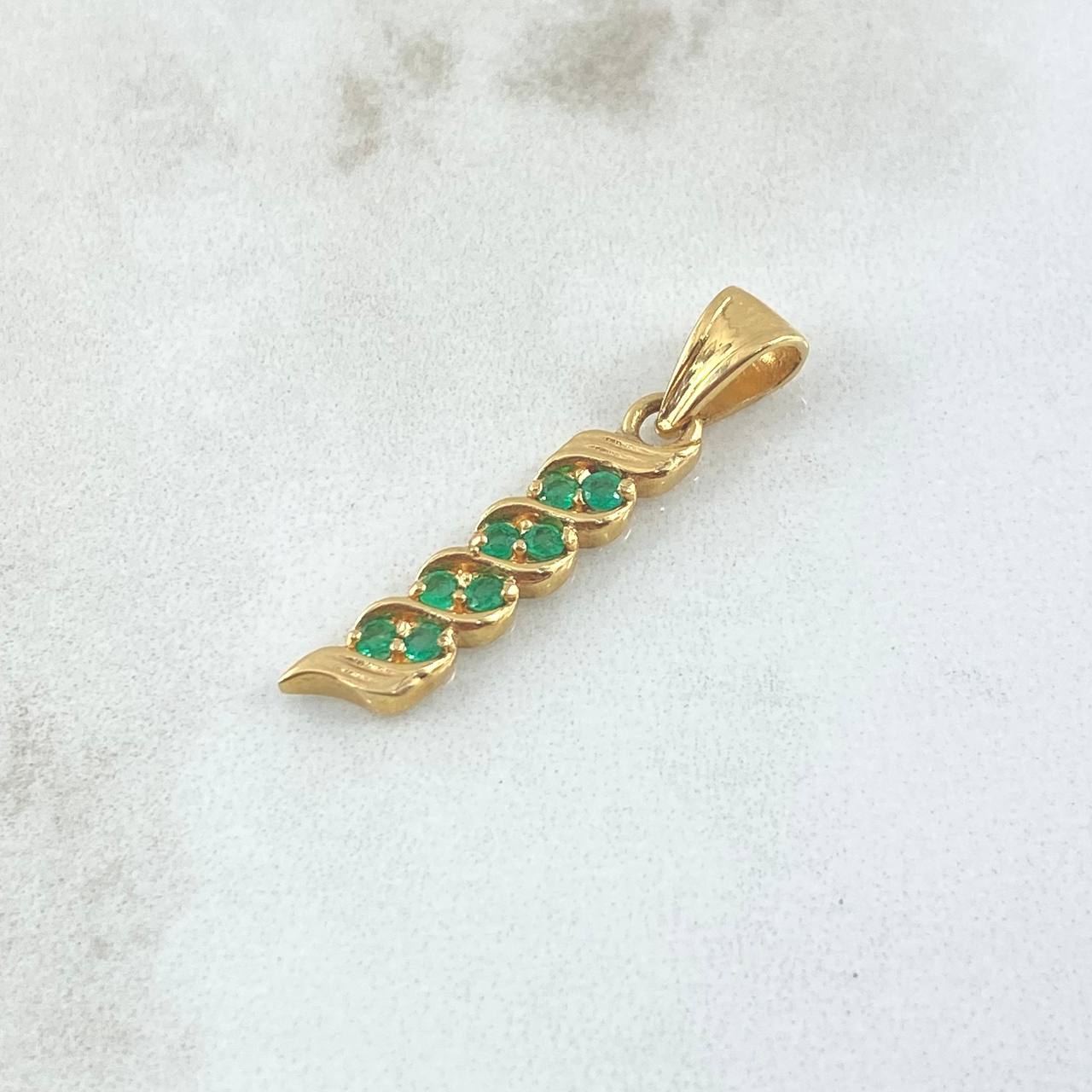Pendant Zig Zag Bow 2.1gr / 2.8cm Emeralds 26pts Yellow Gold (Jewelry Offer)*
