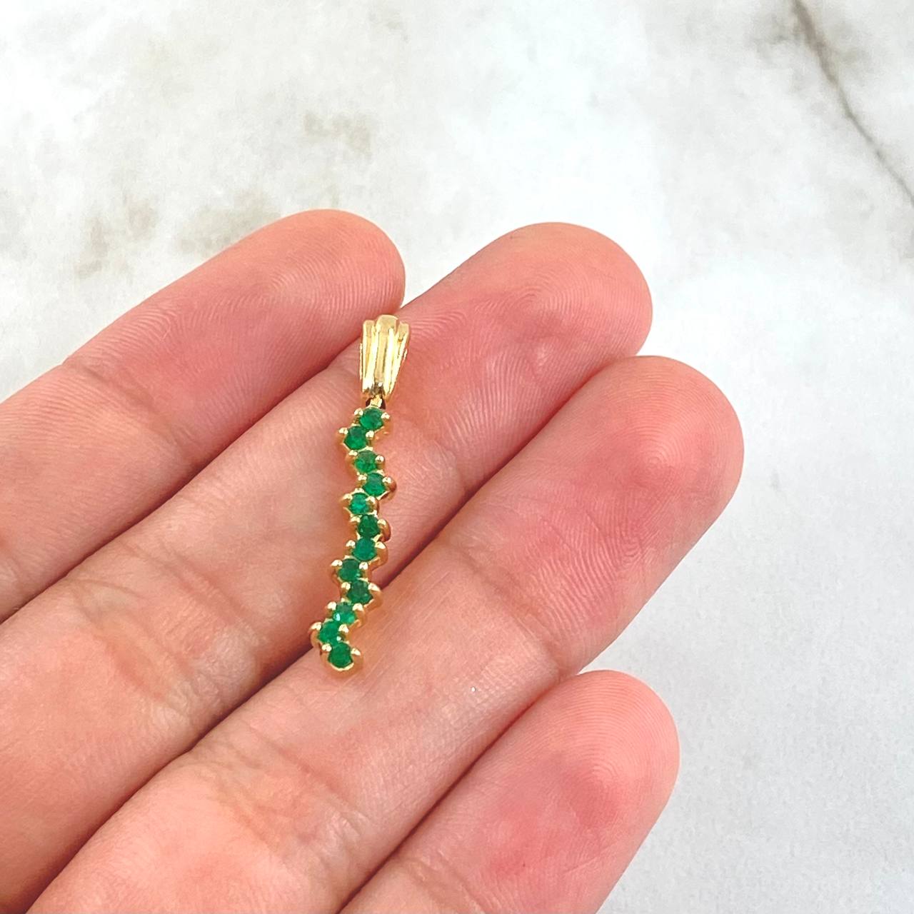 Pendant Zig Zag 2.0gr / 2.8cm 30pts Emerald Yellow Gold (Jewelry Offer)