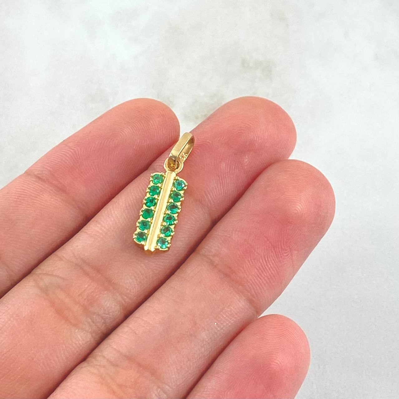 Pendant Double Rail 1.9gr / 2.2cm Emerald 30pts Yellow Gold (Jewelry Offer)