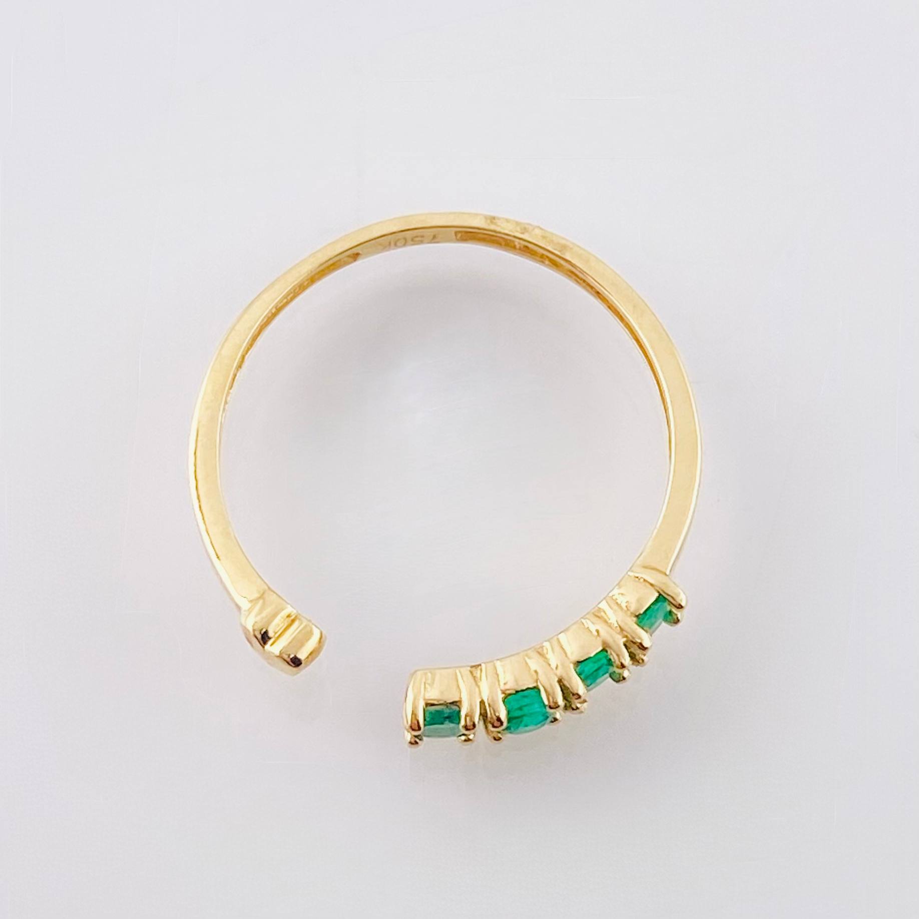 Anillo Abrazo Tretacorazon Esmeraldas 20pts 1.3gr / T6 / Oro Amarillo 18K *