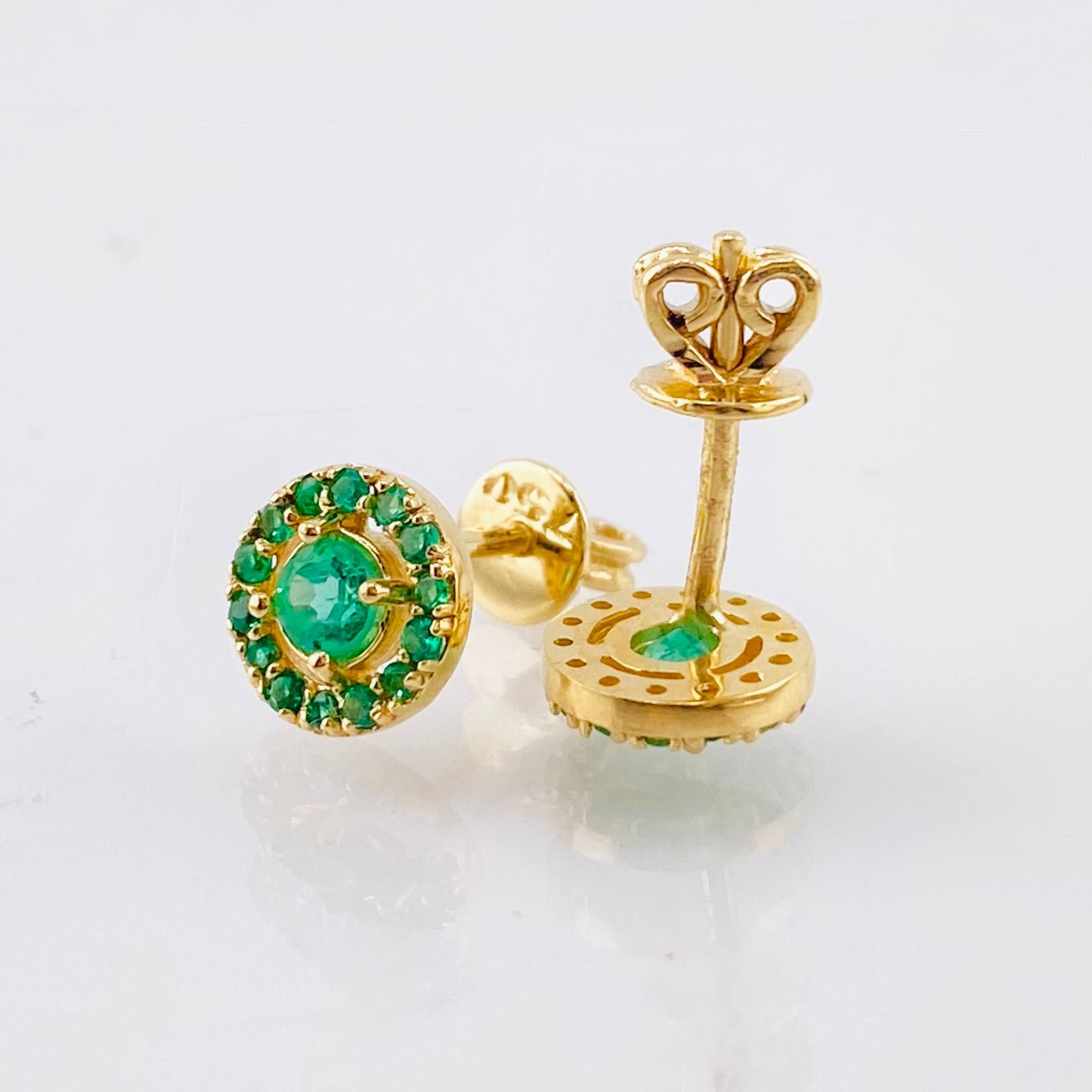 Topos Halo Circulo Esmeraldas 66pts 1.9gr / 7.2mm Oro Amarillo 18K *