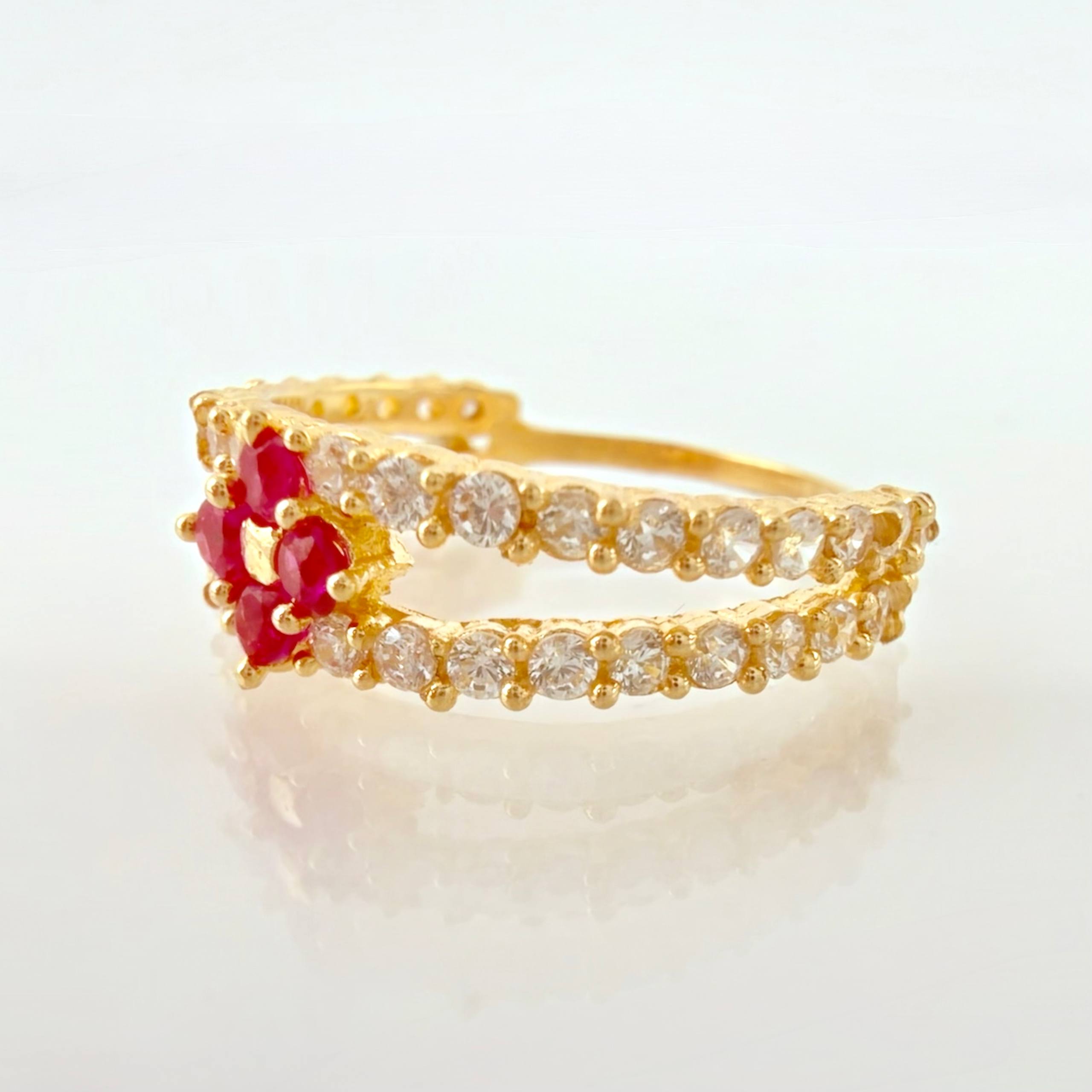 Double Rail Flower Ring 2.5gr / T7 / Yellow Gold 18K *
