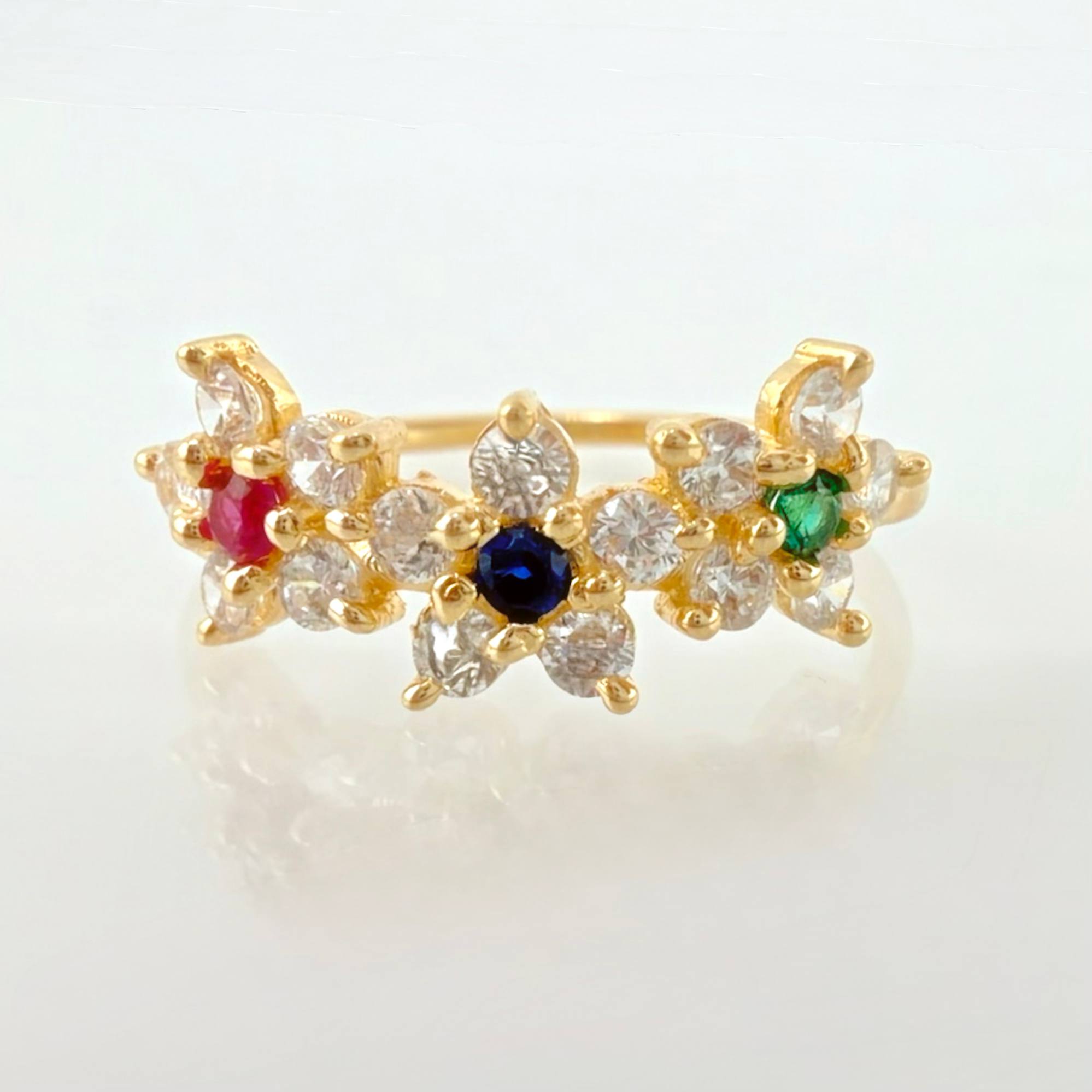 Anillo Trio Flor 2.1gr / T5 3/4 / Oro Amarillo 18K *