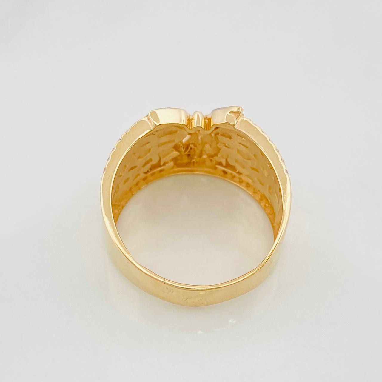 San Miguel Ring 7.85g / Size 11 Three Golds Yellow White Black 18K