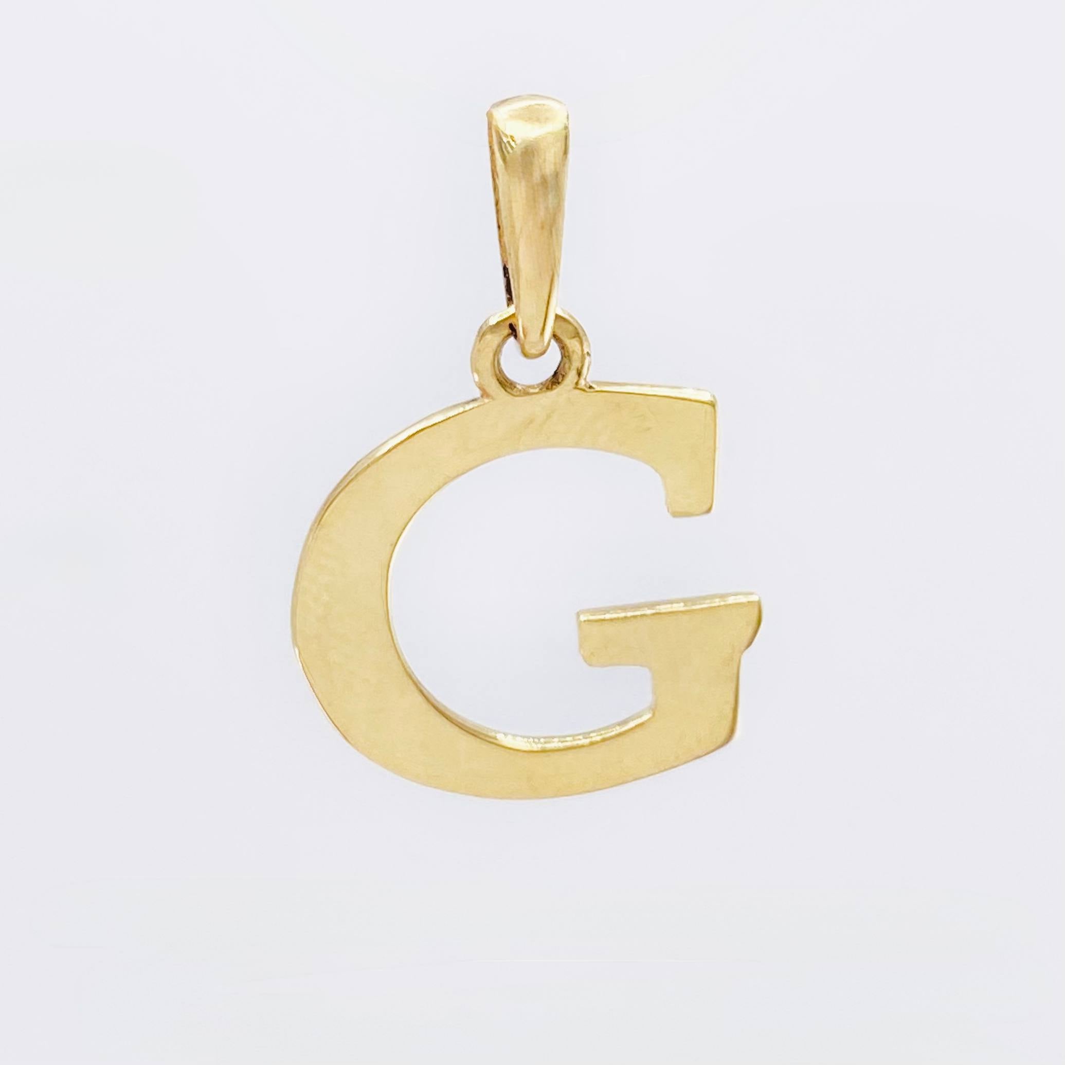 Letter G Pendant 1.65gr / 3/4 in / Yellow Gold Nac.Esp. 18K