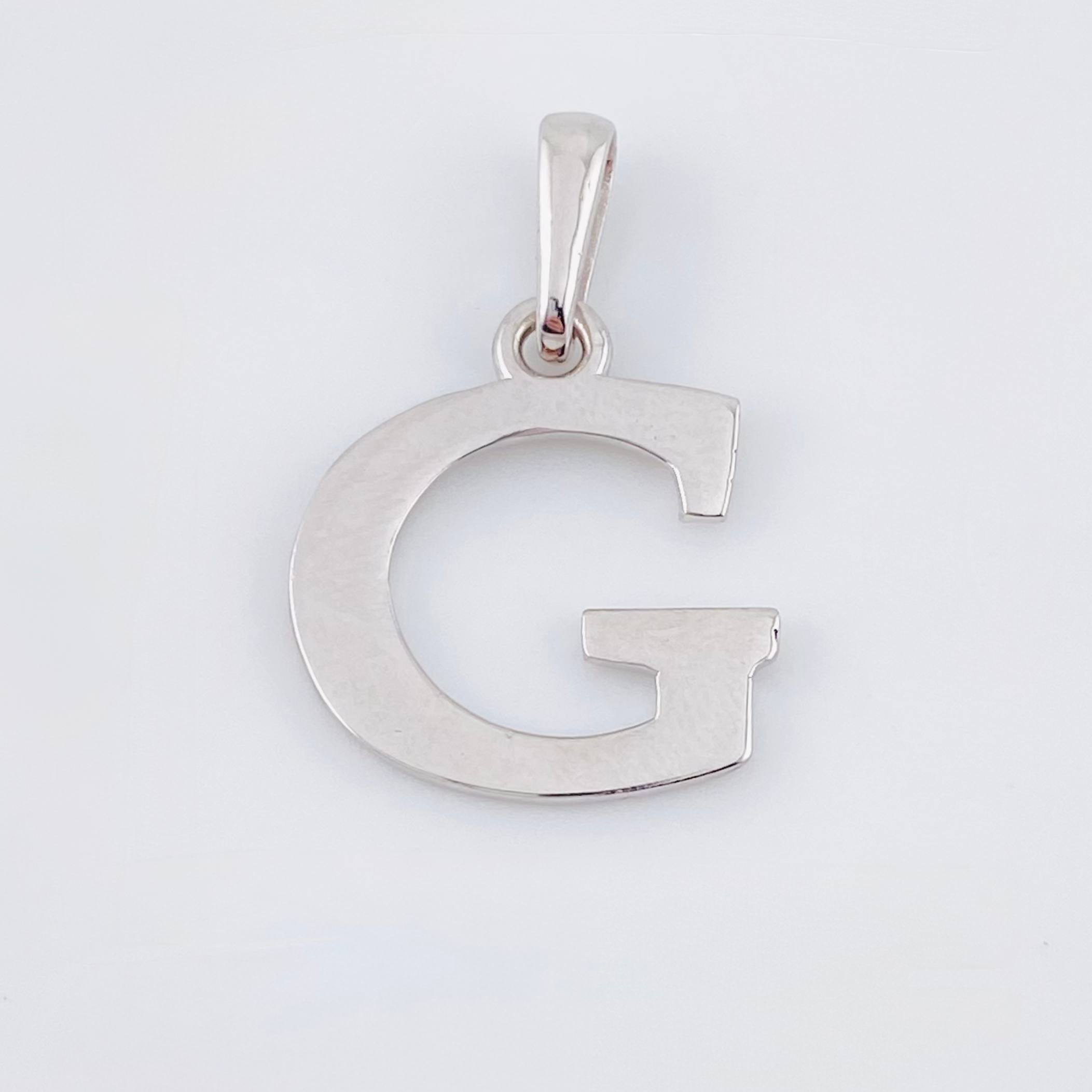 Letter G Pendant 1.85gr / 3/4 in / White Gold Nac.Esp. 18K