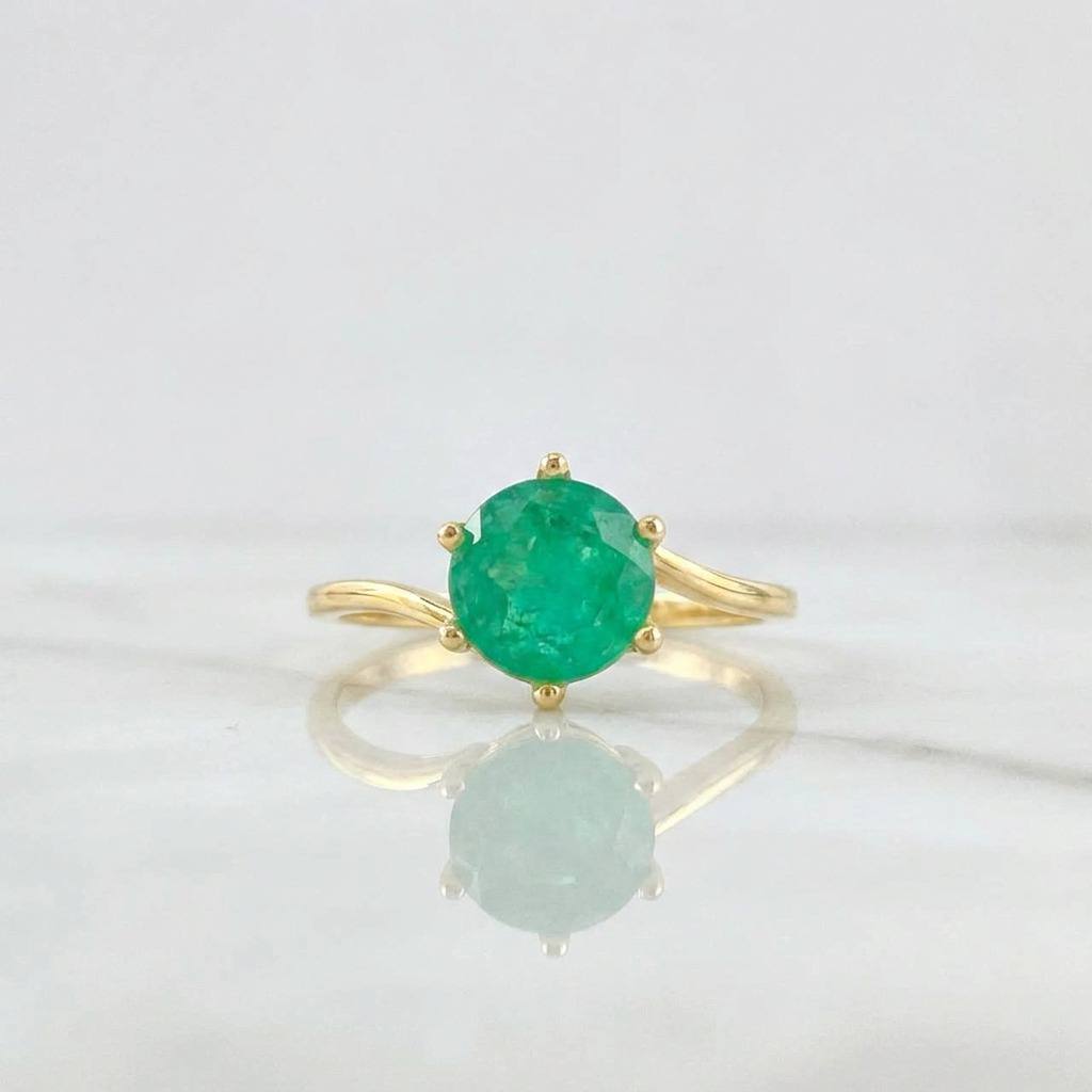 Solitaire Ring with Inverted Lines Emeralds 1.27cts 2.15g / Size 7 1/2 Yellow Gold 18K