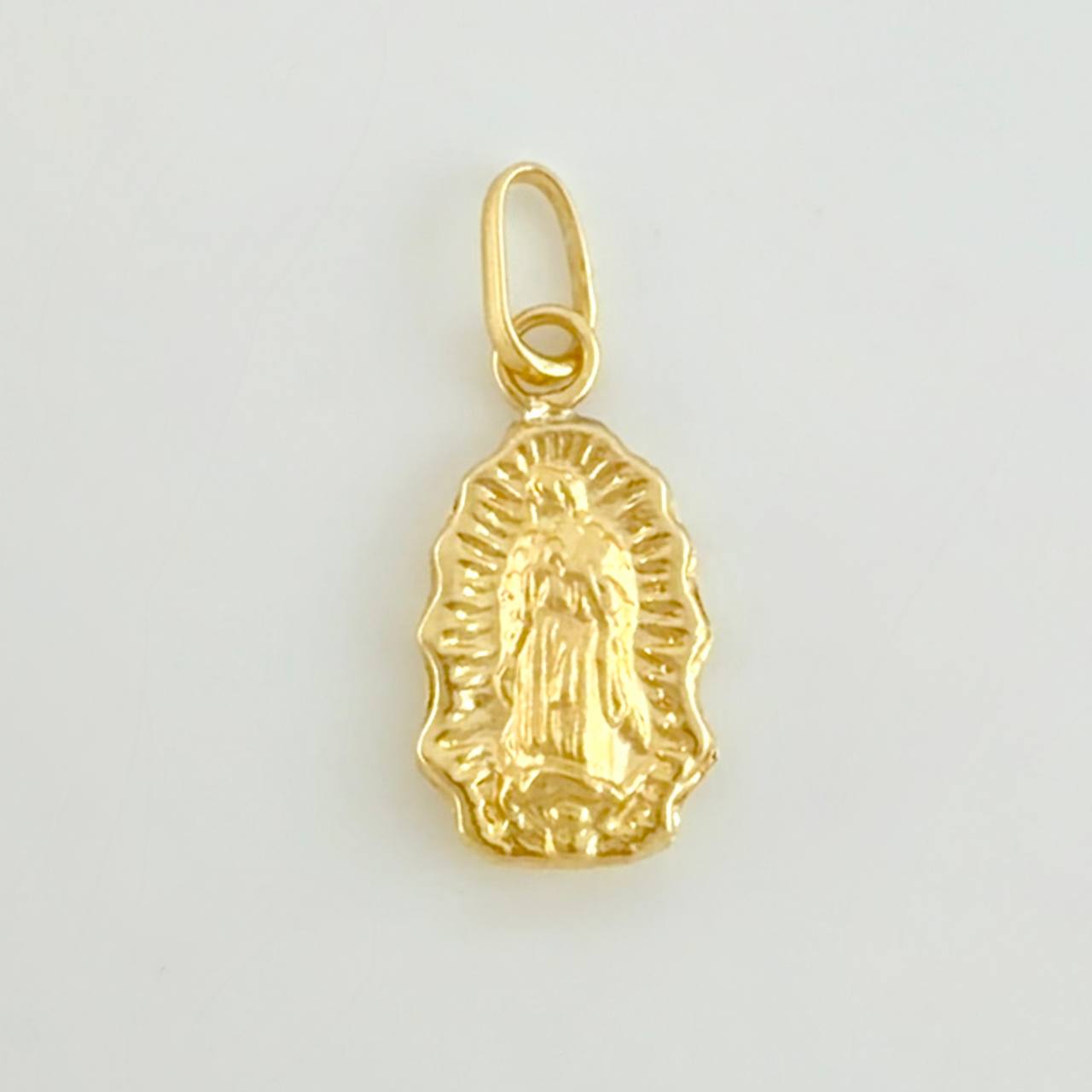 Dije Silueta Virgen Guadalupe 0.35g / 3/4 in Oro Amarillo 18K